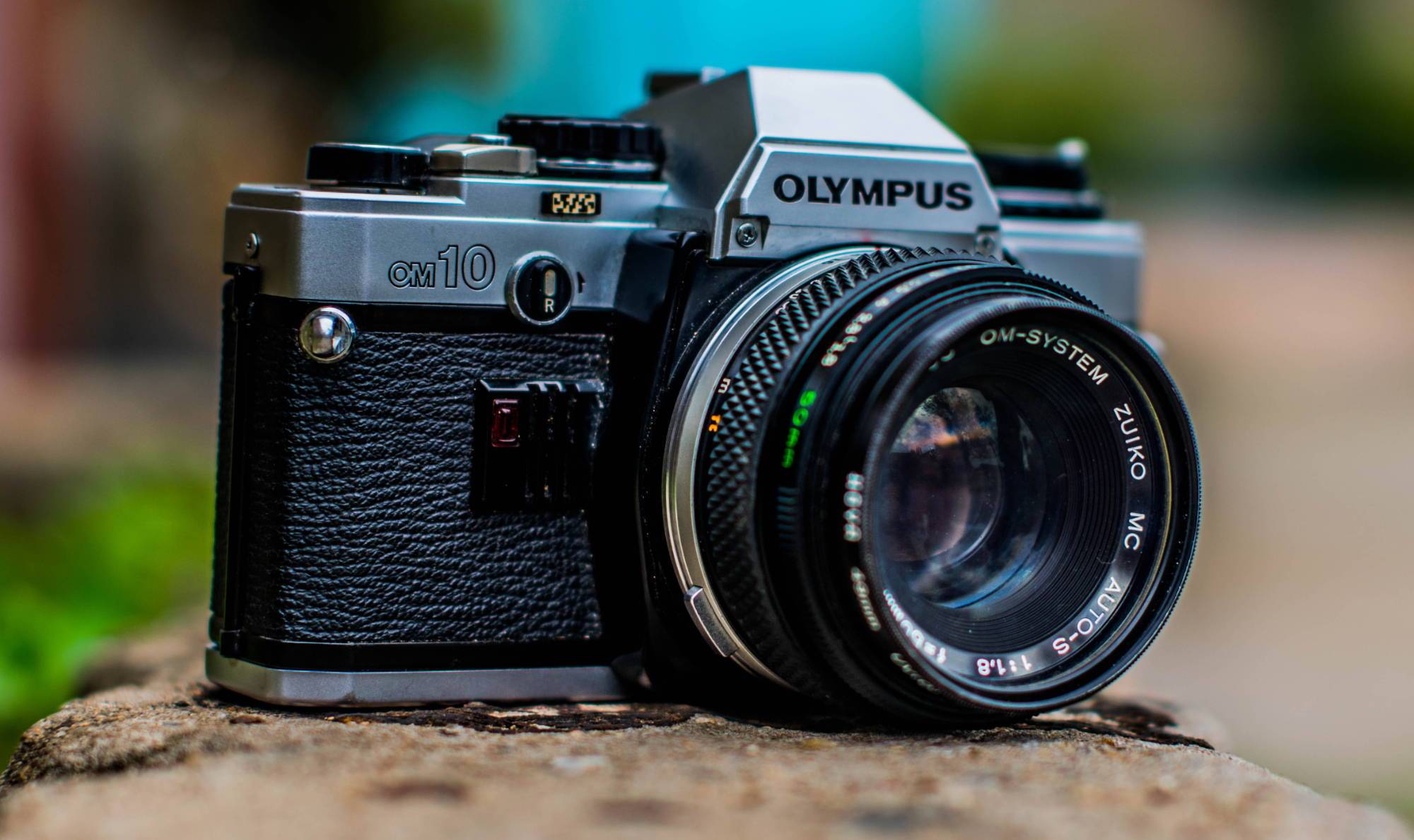 The Best 35mm Film Camera For Beginners (SLR)