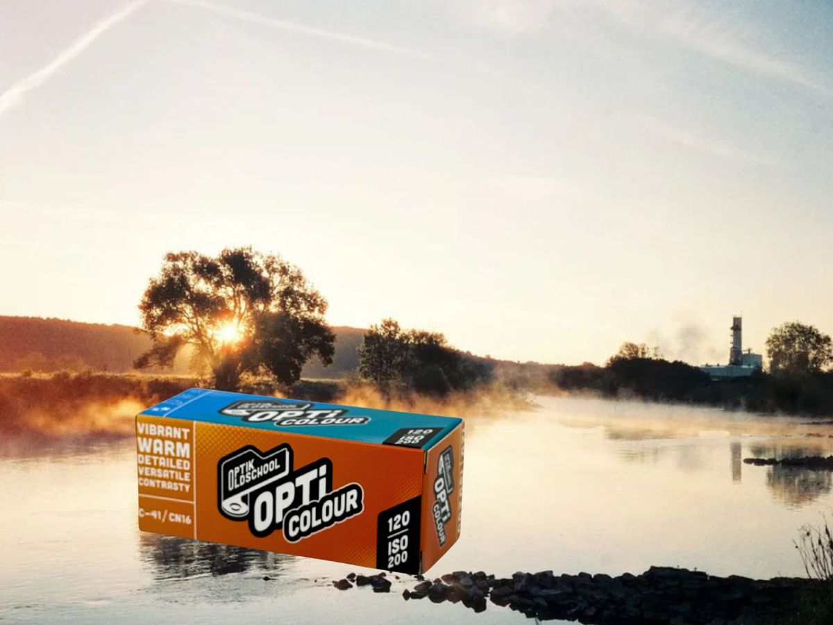 OptiColour 200 - 120 Film Perfect for Travel