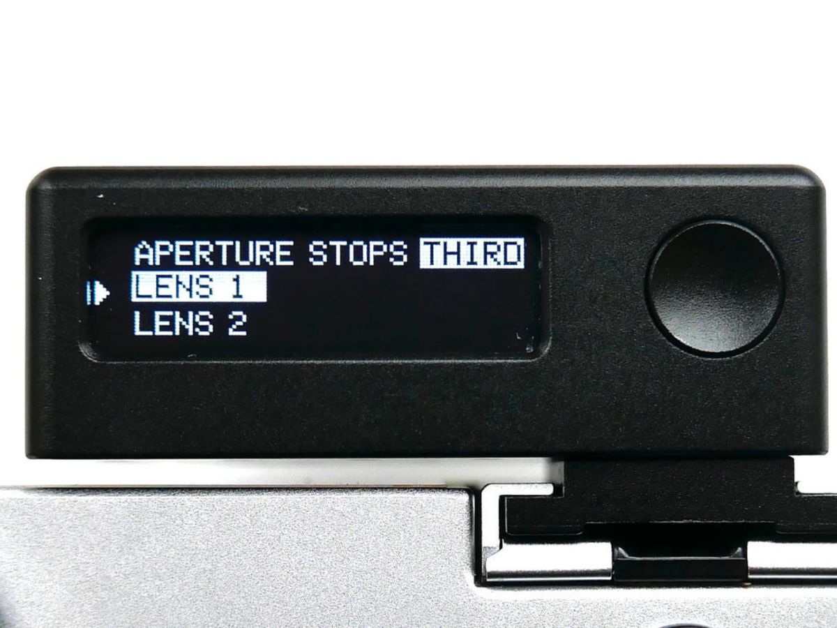 Keks KM02 - the premium light-meter for film cameras - showing lens information