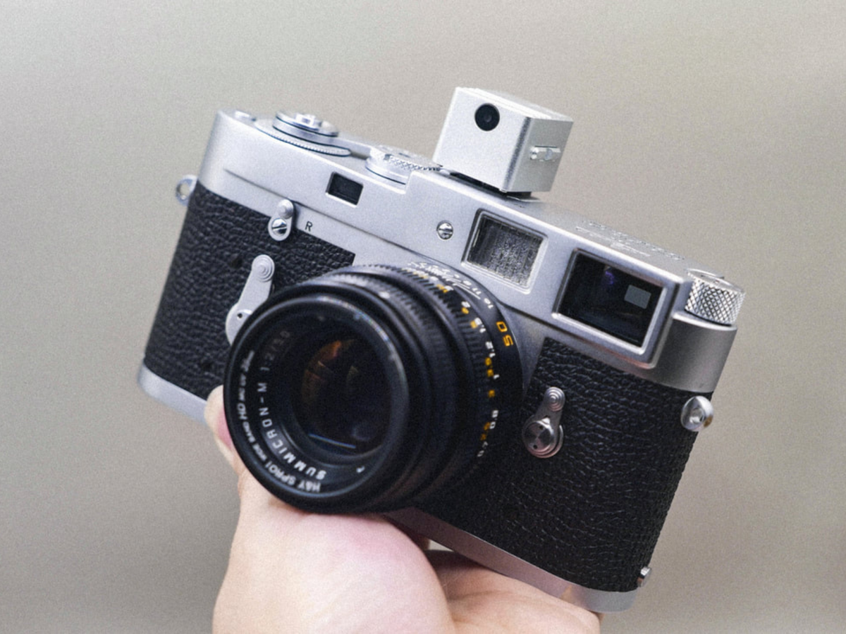 Keks KMQ - the compact modern light-meter for film cameras