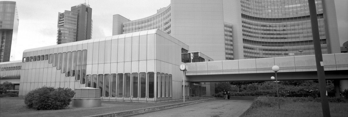 Lomography Digitaliza - 120 Film Scanning Mask - Analogue Wonderland - 3