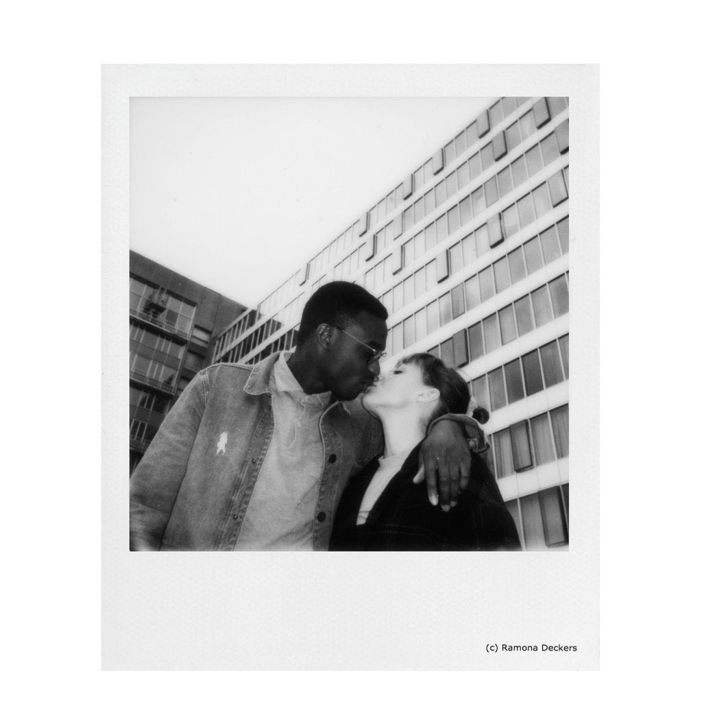 Polaroid i-Type Film- B&W - Analogue Wonderland - 2