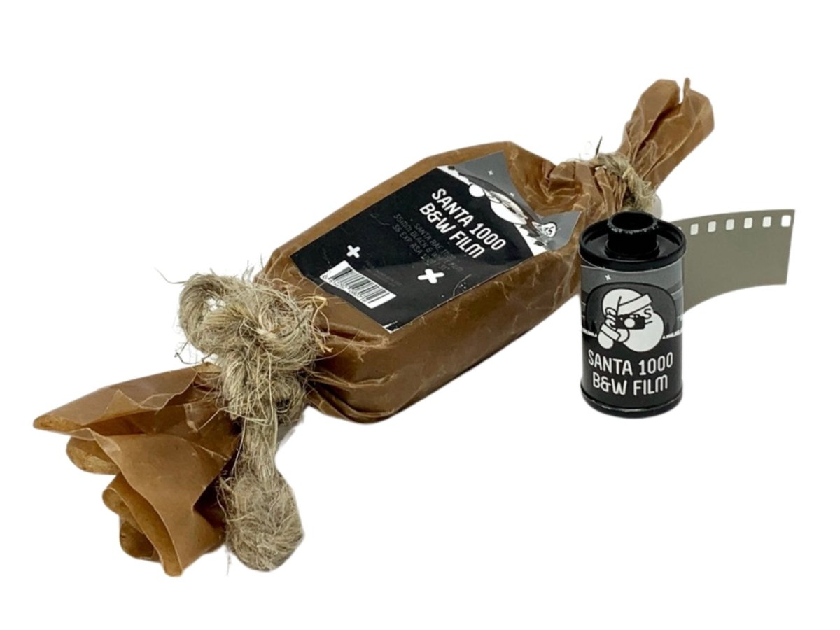 Santa Rae 1000 - 35mm Film - Analogue Wonderland - 1