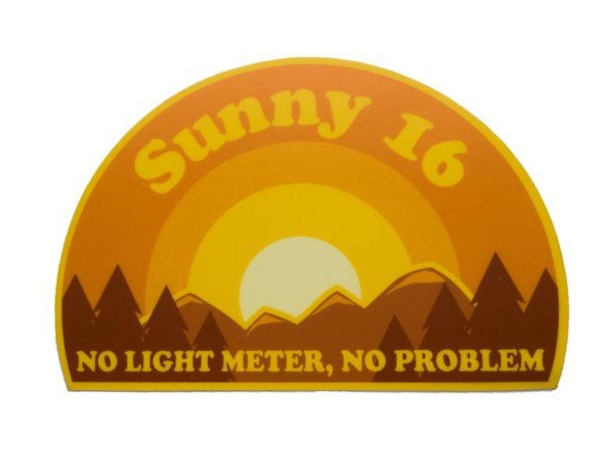 Sunny 16 - Film Photography Sticker - Analogue Wonderland - 1