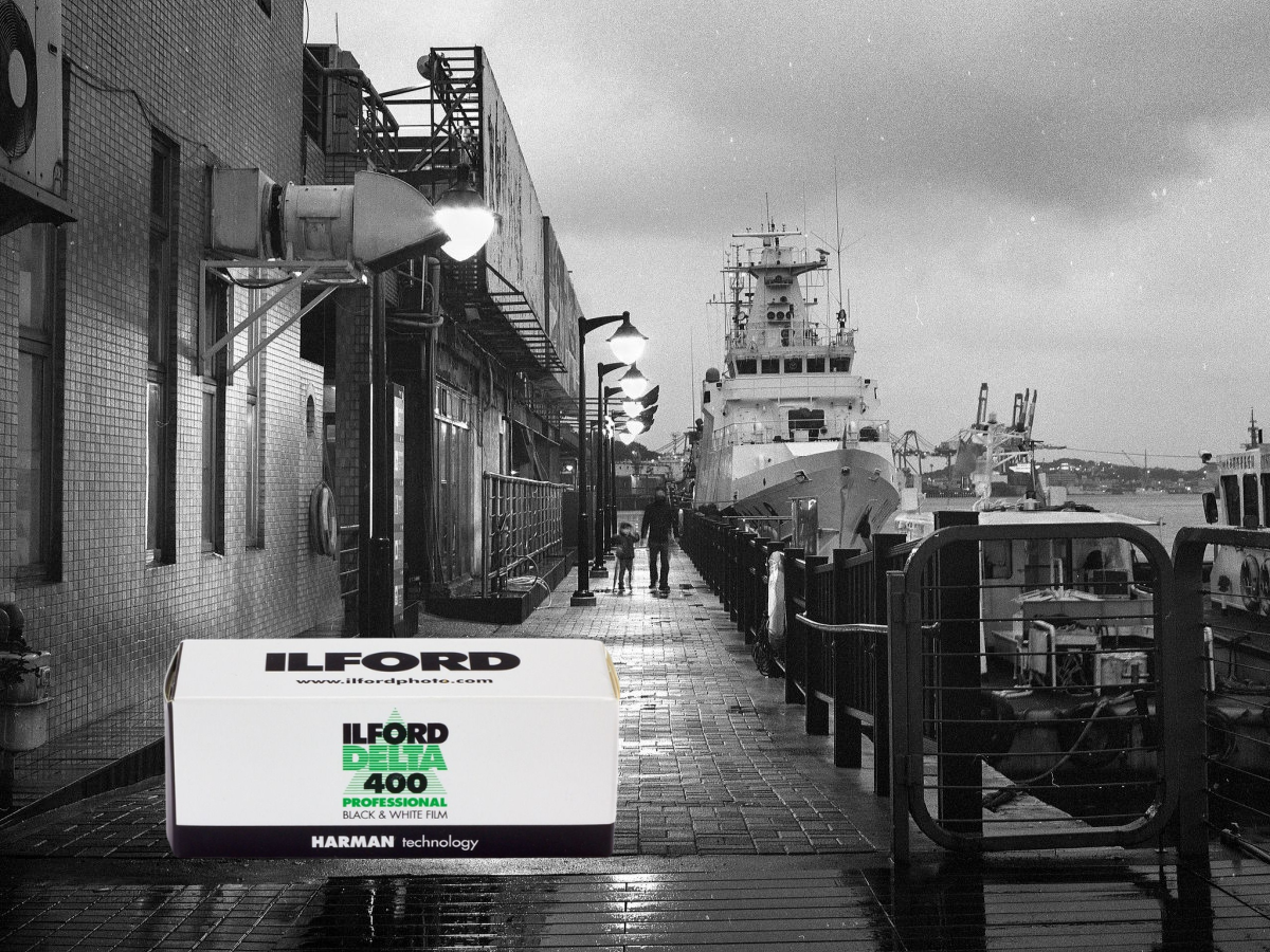 120 Film Perfect for Street Photography