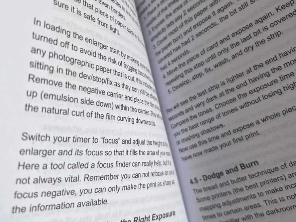 Light, Paper, Time. Dark Room Printing: A Practical Guide