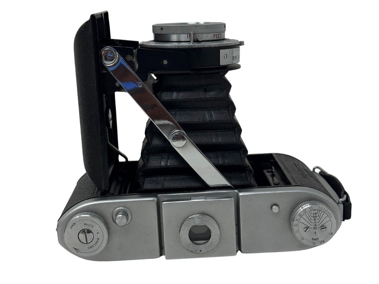 Ensign Selfix 820 [264511] - Film Camera