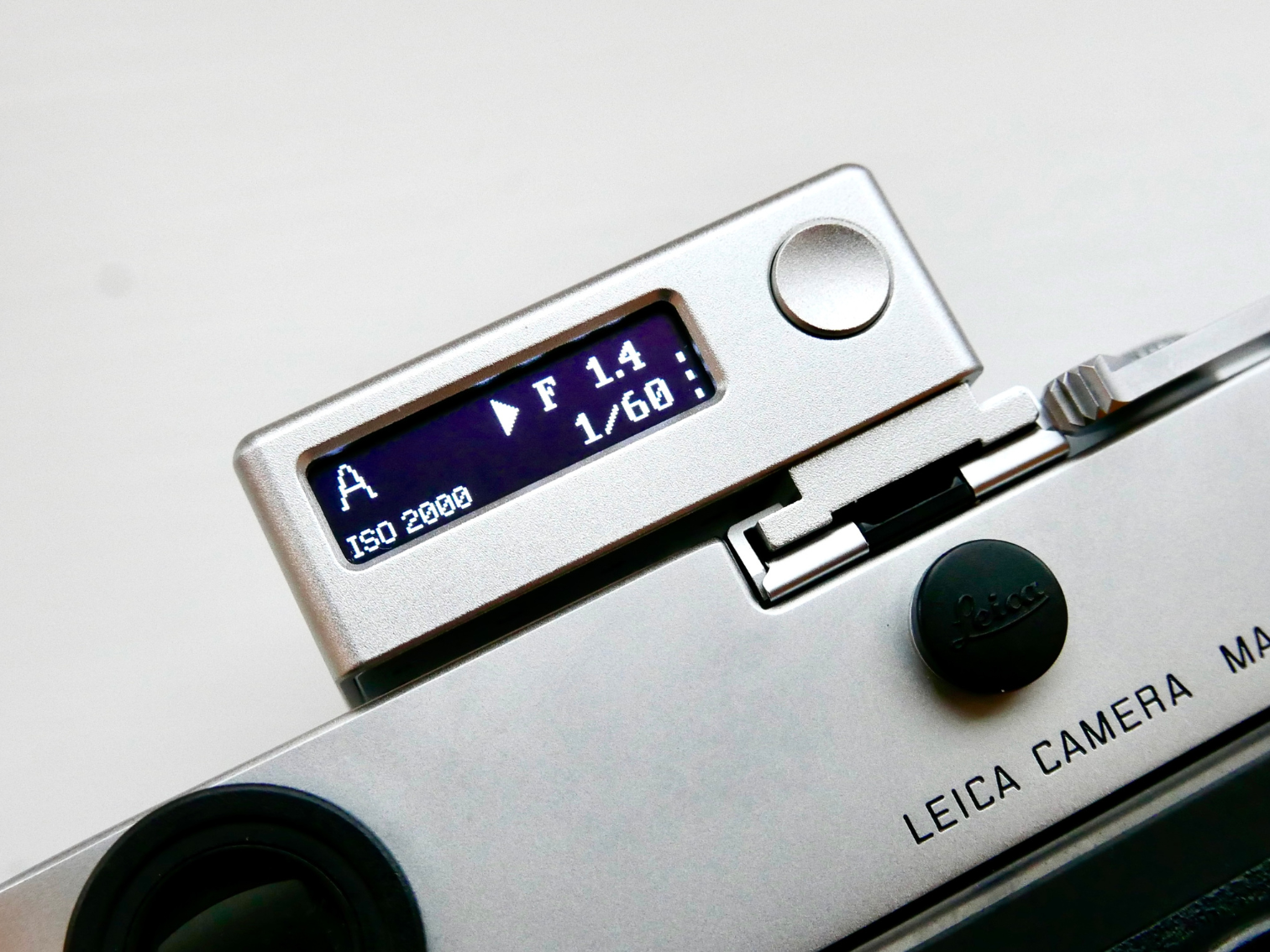 Keks KM02 - the premium light-meter for film cameras - chrome attached to a film camera