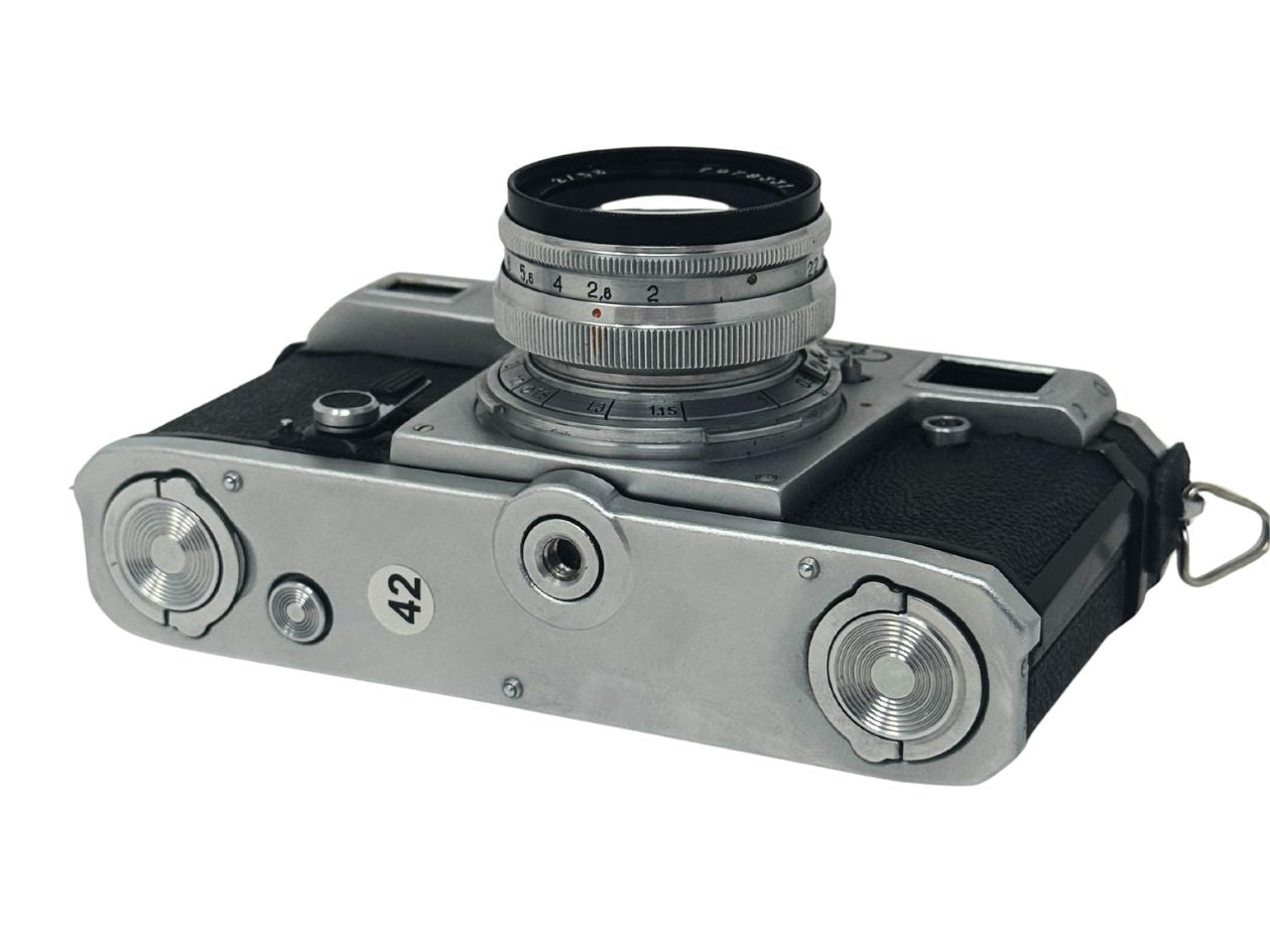 Kiev 4A w/ 53mm f/2 Jupiter-8M [8000036] - Film Camera