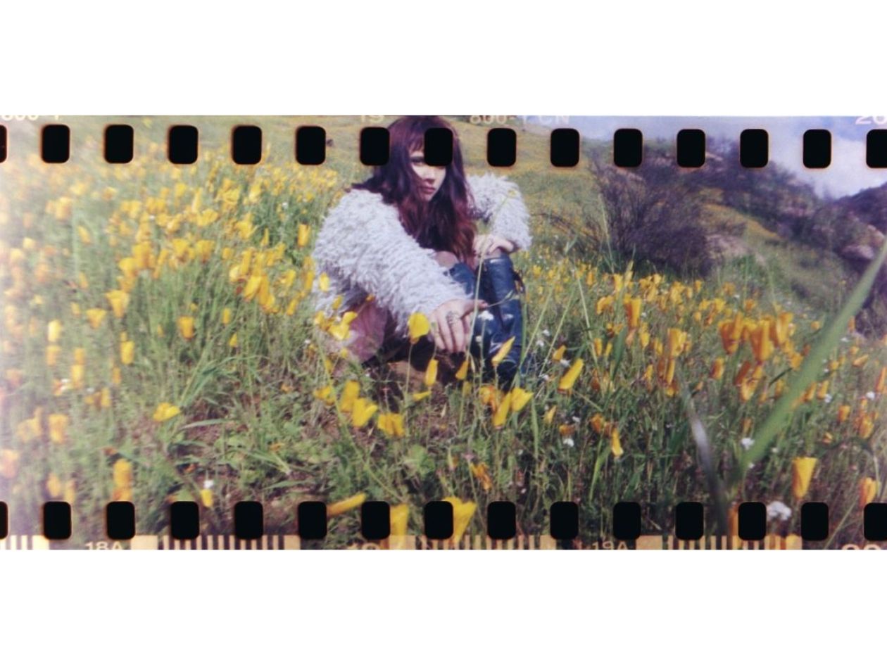 Lomography DigitaLIZA+ Scanning Kit - 35mm & 120 Film Scanning Mask - 35mm Sprockets