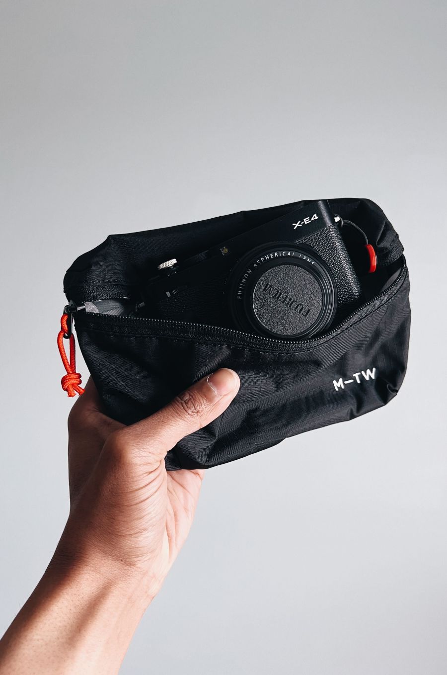 Moment Mini Sling Camera Bag - Black Ripstop - Lifestyle 1
