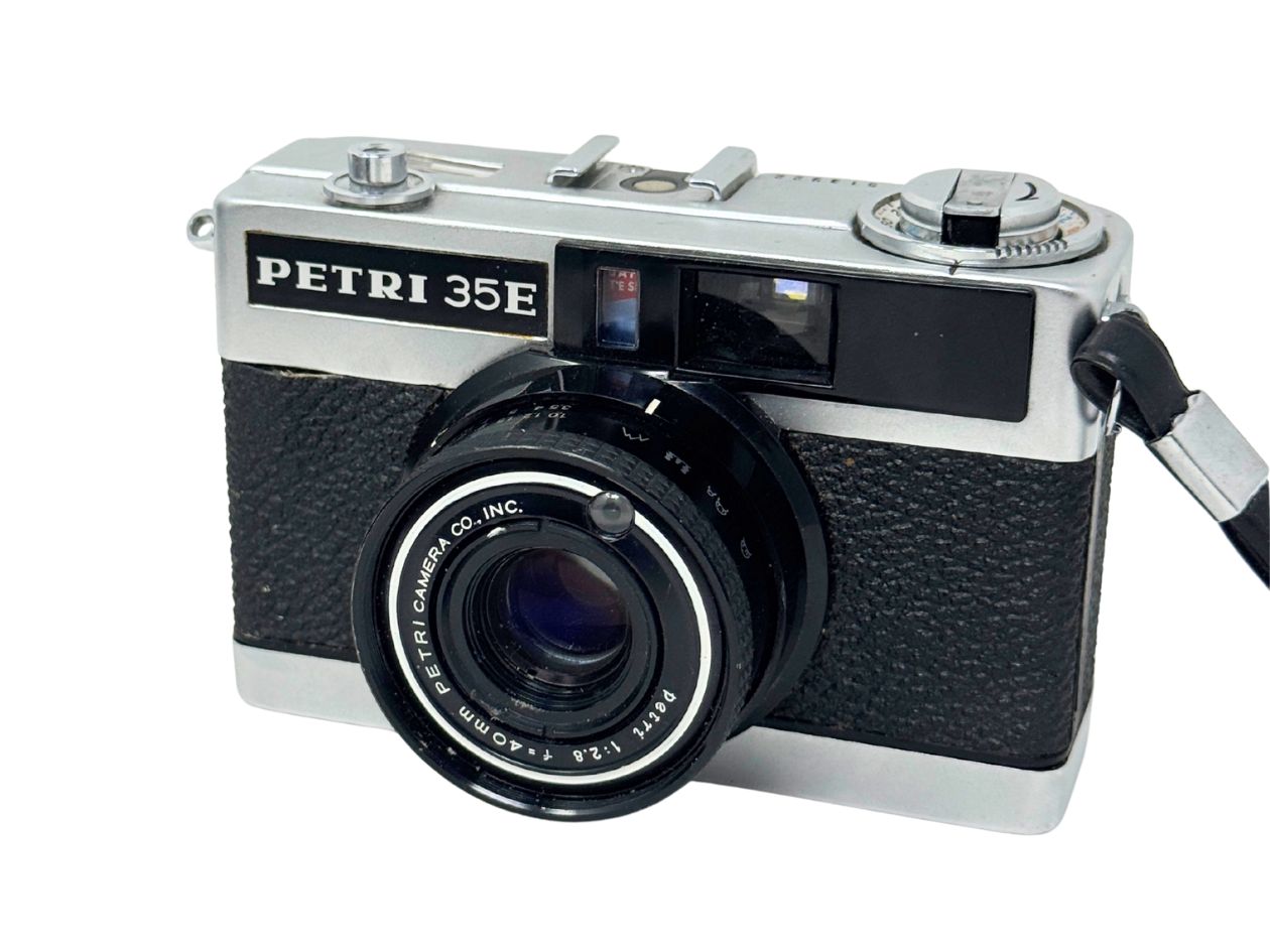 Petri 35E [513922] - Film Camera