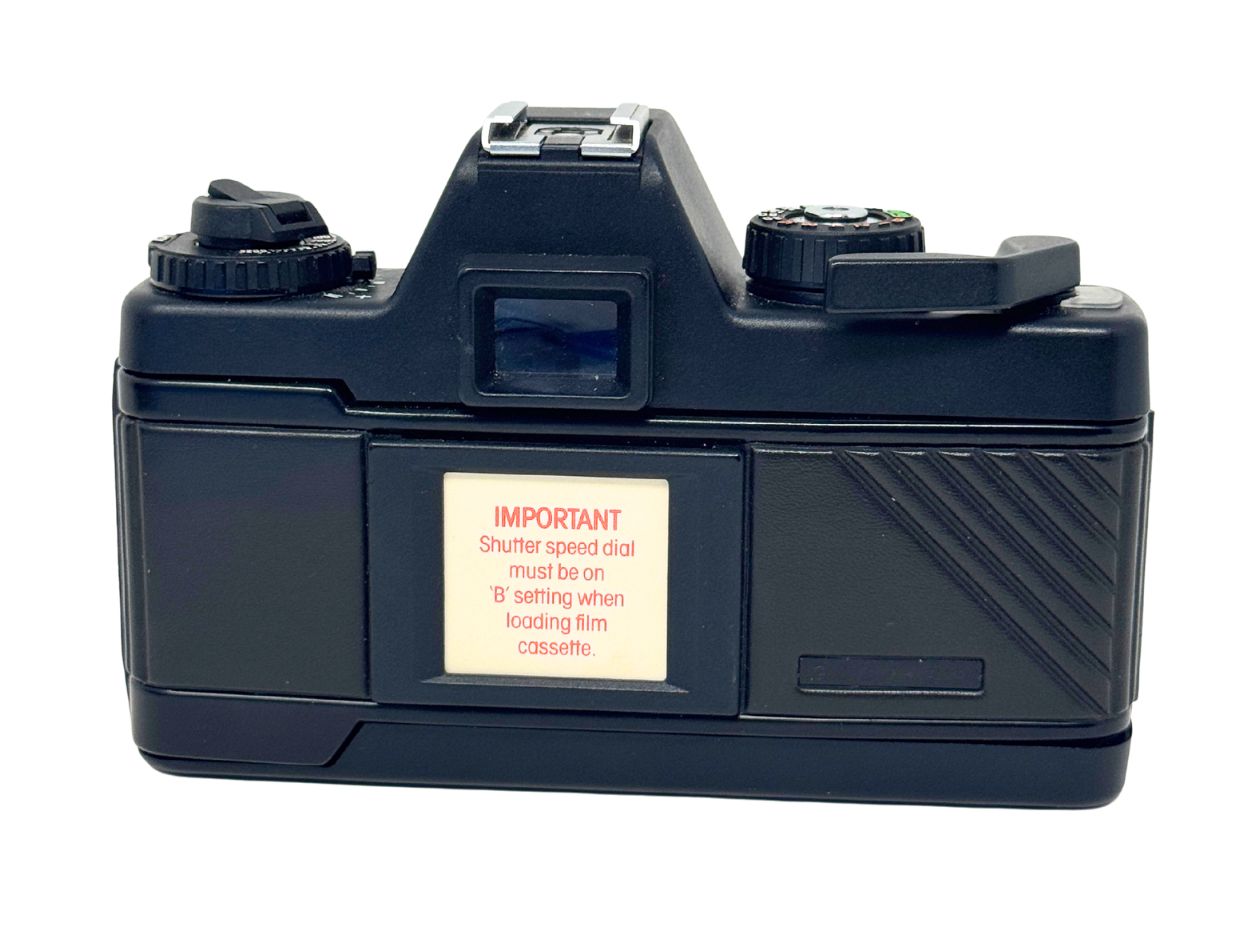 Praktica BX20 w/ Pentacon 28mm f/2.8 [9222198] - Film Camera
