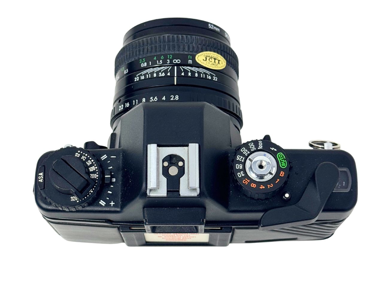 Praktica BX20 w/ Pentacon 28mm f/2.8 [9222198] - Film Camera