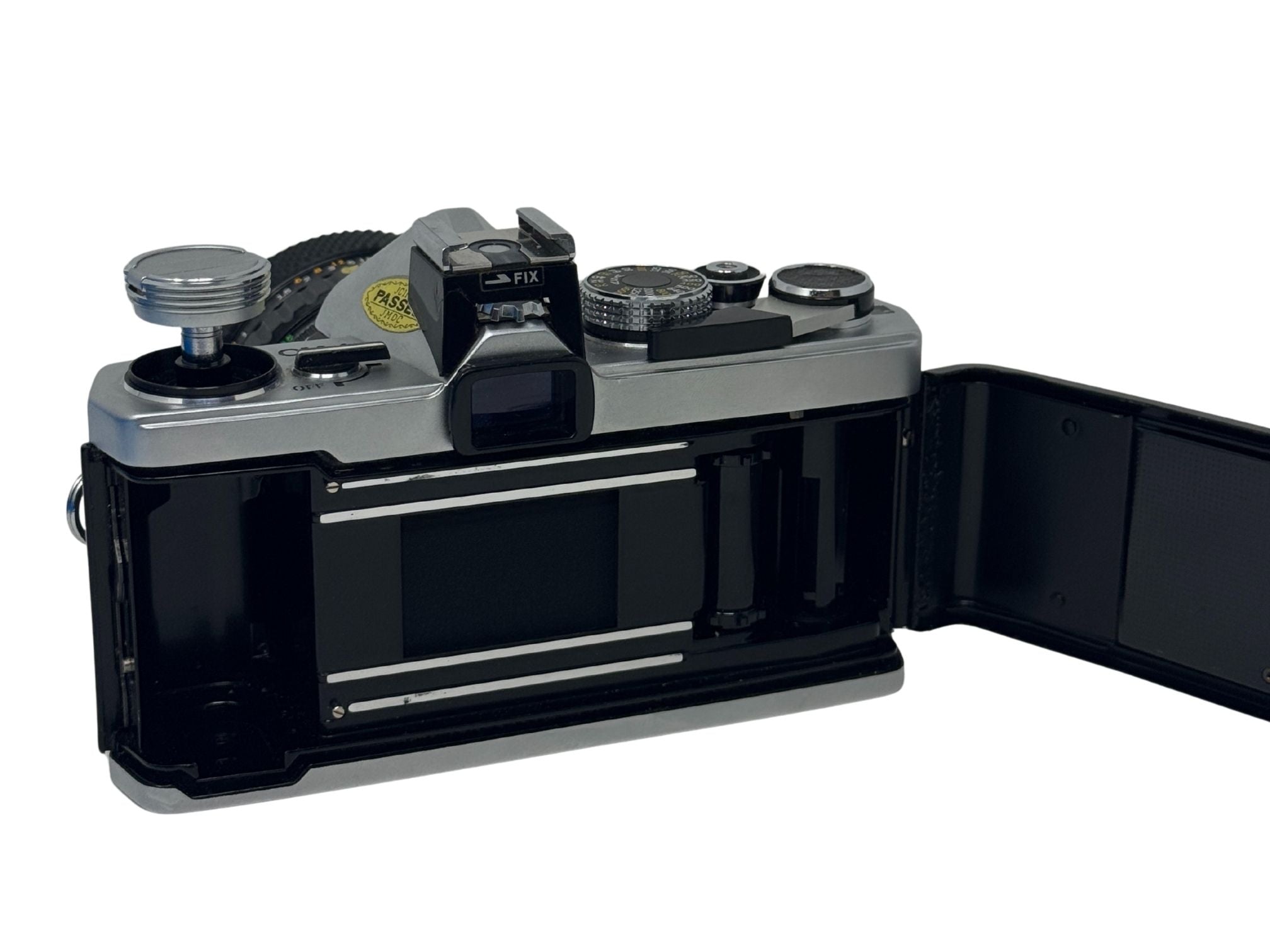 Olympus OM-1 w/ 28-48mm f/4 [1373922] - Film Camera