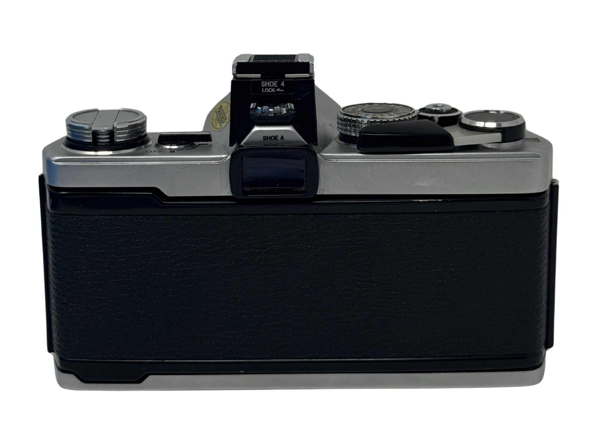 Olympus OM-1n w/ 50mm f/1.8 [2123077] - Film Camera