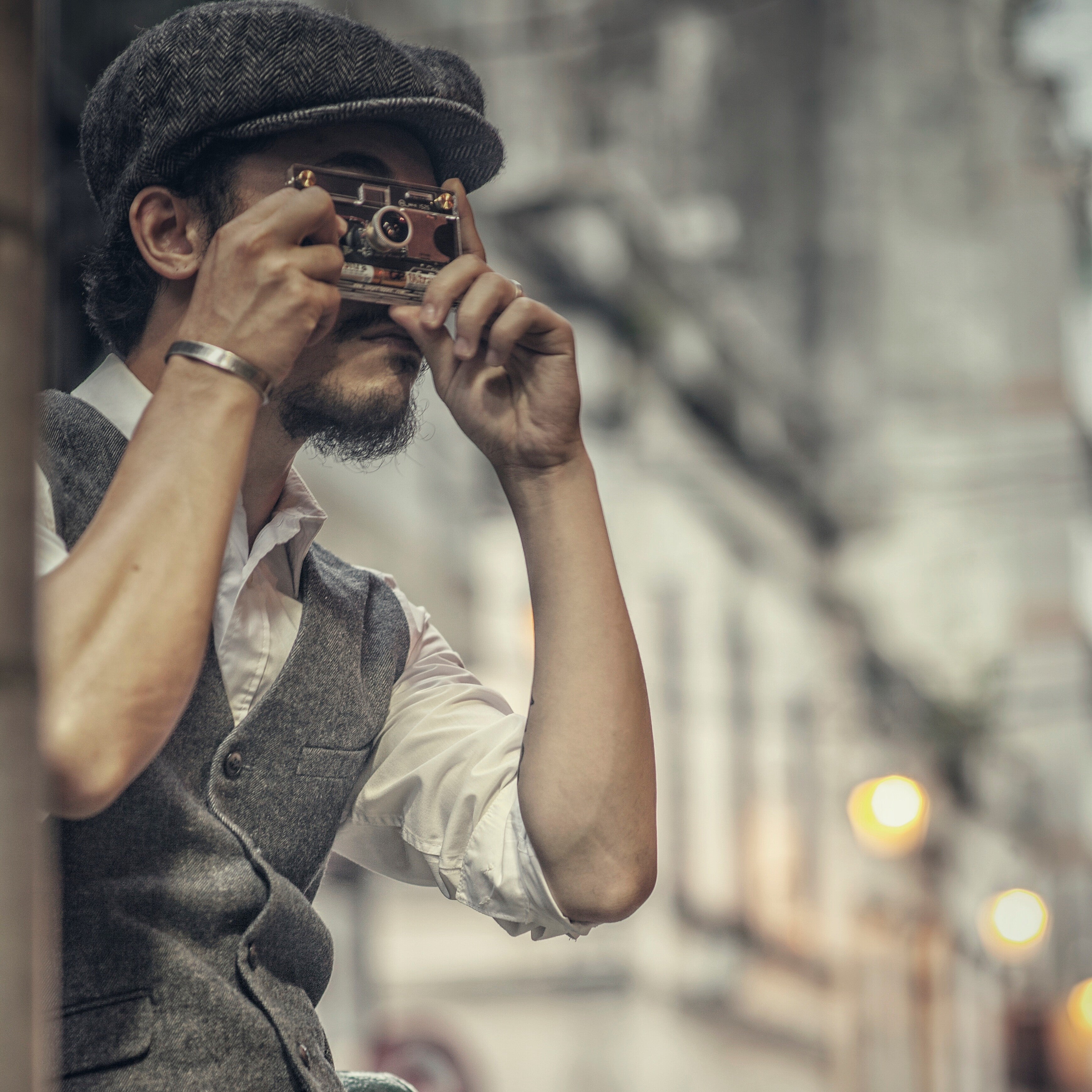 Premium Transparent Paper Shoot Camera Set - Vanguard Bundle