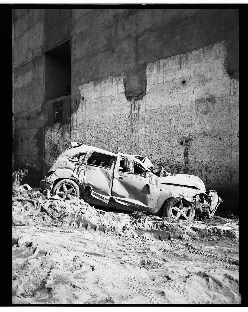 Ferrania P33 - 35mm Film - sample photo of car