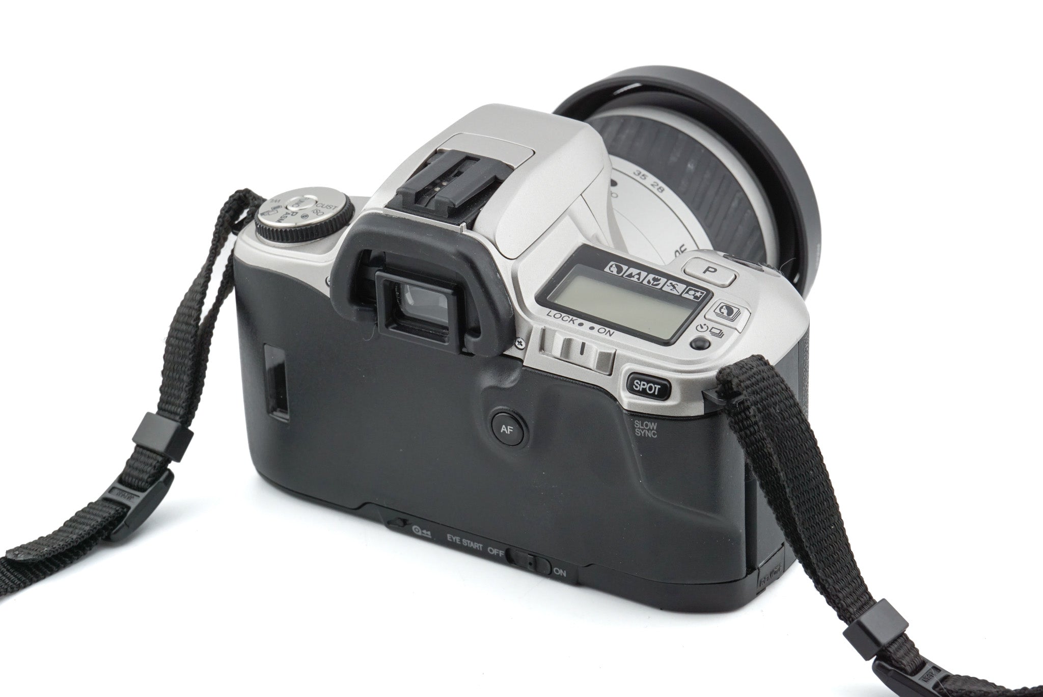 Minolta Dynax 505si + 28-80mm f3.5-5.6 AF Zoom Macro