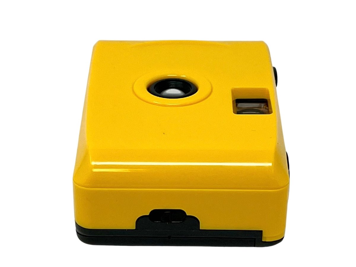 Holga Ultra Compact - 35mm Film Camera - Analogue Wonderland - 7