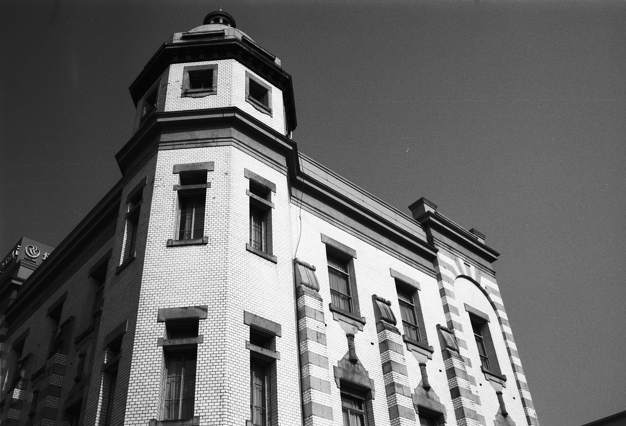 Kodak T-MAX 100 - 35mm Film - EXPIRED - Analogue Wonderland - 5